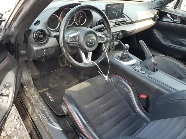 JM1NDAC71J0202002 2018 MAZDA MX-5 - Image 8