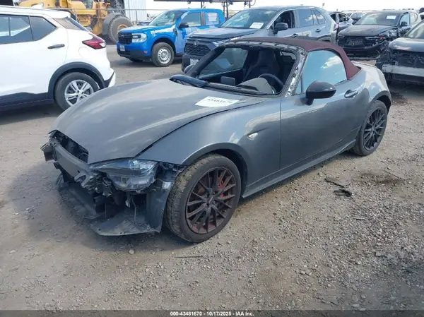 JM1NDAC71J0204090 2018 MAZDA MX-5 - Image 2