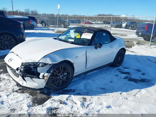 JM1NDAC71R0605988 2024 MAZDA MX-5 - Image 2