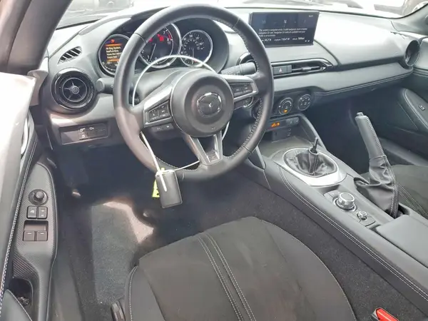 JM1NDAC71R0607725 2024 MAZDA MX-5 - Image 8