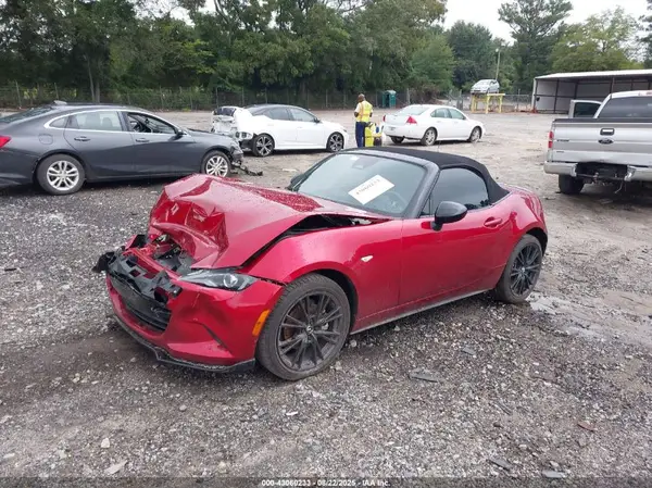 JM1NDAC71S0652153 2025 MAZDA MX-5 - Image 2