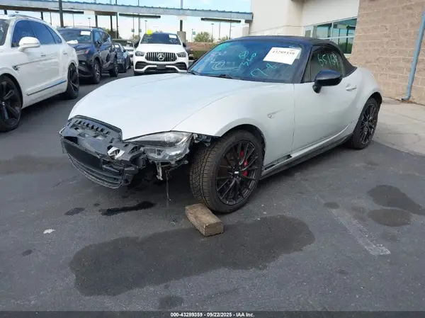 JM1NDAC72G0109692 2016 MAZDA MX-5 - Image 2