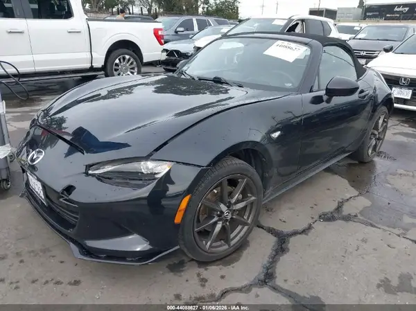 JM1NDAC72H0121259 2017 MAZDA MX-5 - Image 2