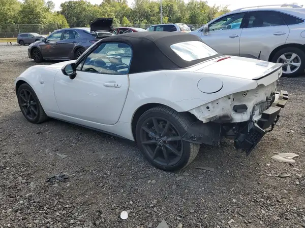 JM1NDAC72H0124811 2017 MAZDA MX-5 - Image 2