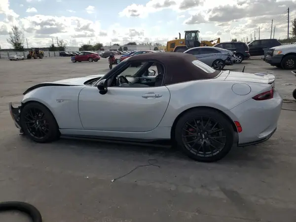 JM1NDAC72J0202669 2018 MAZDA MX-5 - Image 2