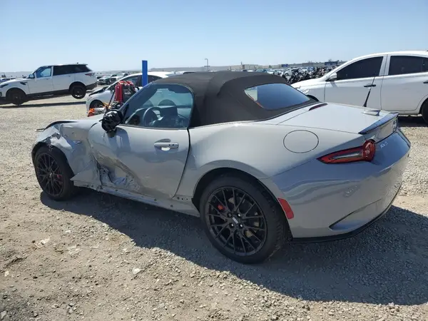 JM1NDAC72R0605854 2024 MAZDA MX-5 - Image 2