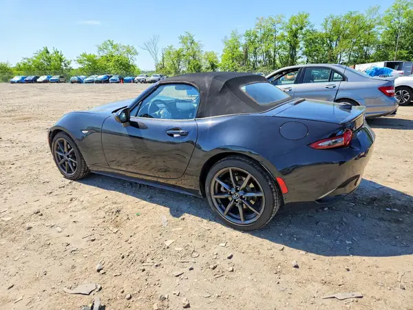 JM1NDAC73H0123344 2017 MAZDA MX-5 - Image 2