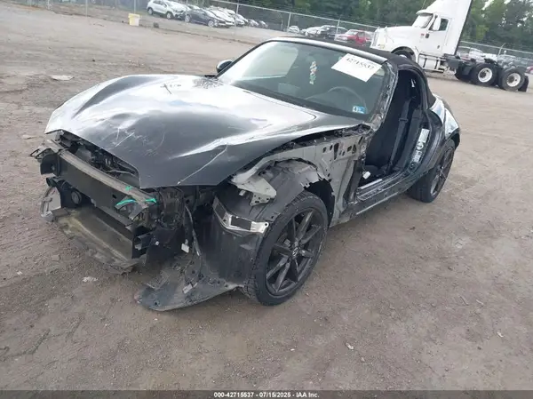 JM1NDAC73H0124073 2017 MAZDA MX-5 - Image 2