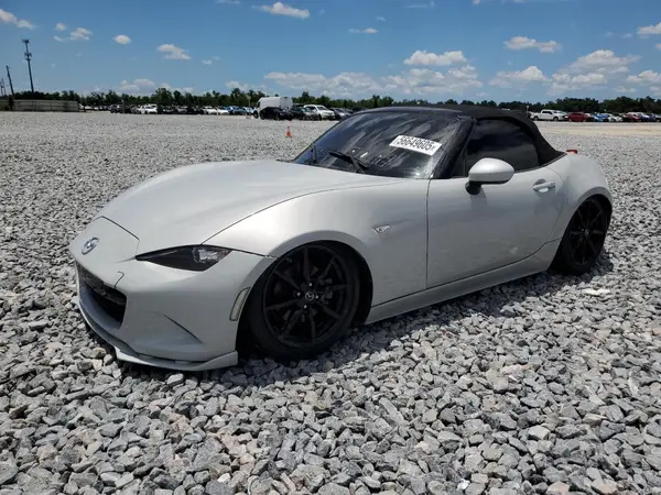 JM1NDAC73K0304418 2019 MAZDA MX-5