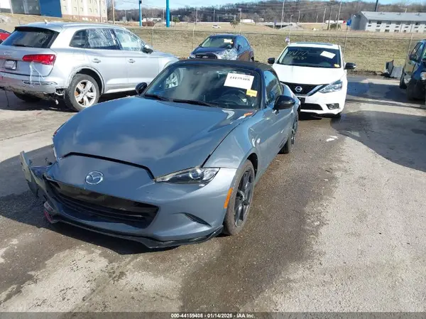 JM1NDAC73L0410126 2020 MAZDA MX-5 - Image 2