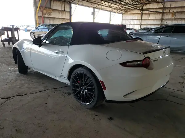 JM1NDAC74H0121344 2017 MAZDA MX-5 - Image 2