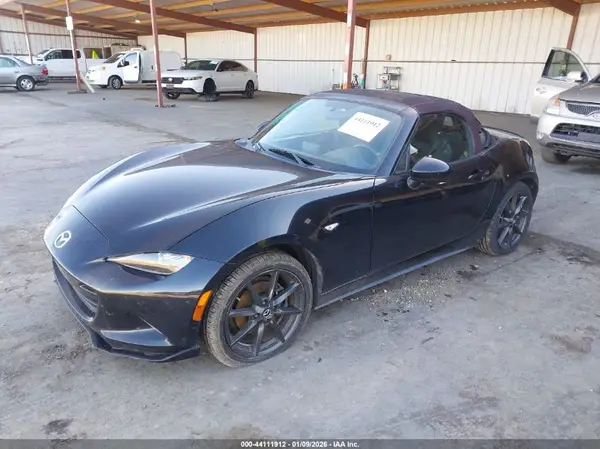 JM1NDAC74J0205380 2018 MAZDA MX-5 - Image 2
