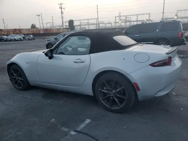 JM1NDAC75G0106477 2016 MAZDA MX-5 - Image 2