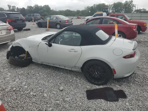 JM1NDAC75H0120199 2017 MAZDA MX-5 - Image 2