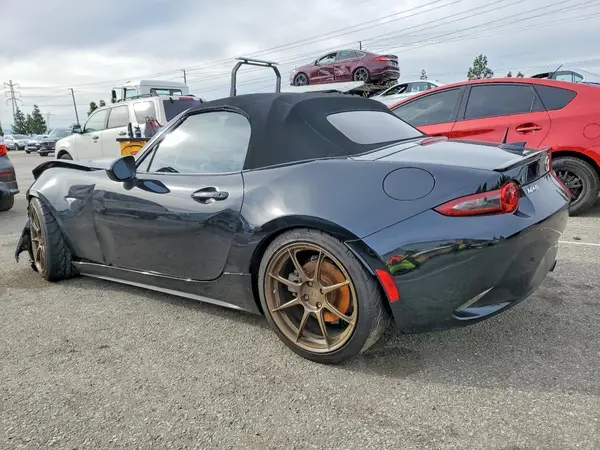 JM1NDAC75K0305960 2019 MAZDA MX-5 - Image 2