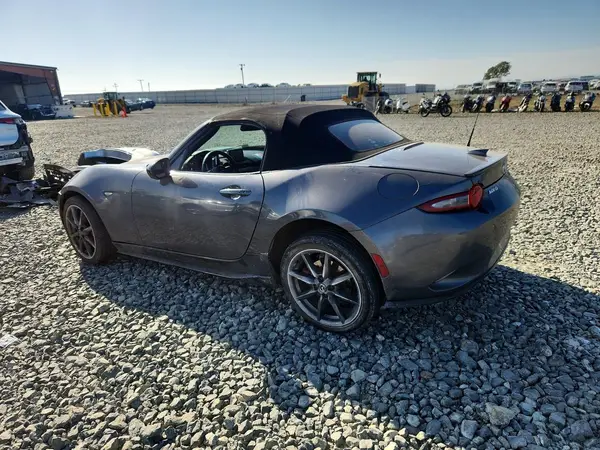 JM1NDAC76H0121250 2017 MAZDA MX-5 - Image 2