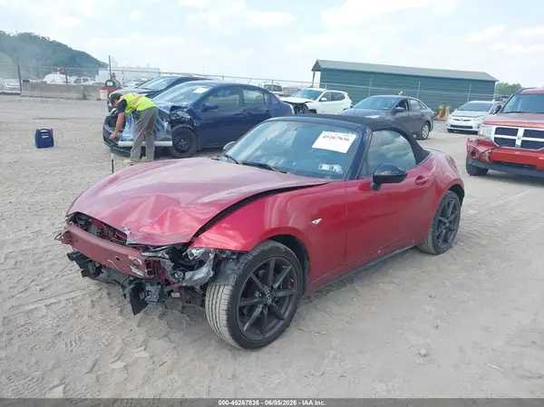 JM1NDAC77G0114855 2016 MAZDA MX-5 - Image 2
