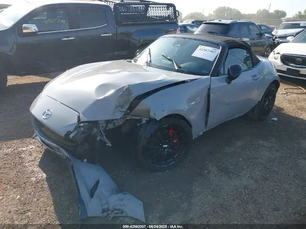 JM1NDAC77R0605011 2024 MAZDA MX-5 - Image 2