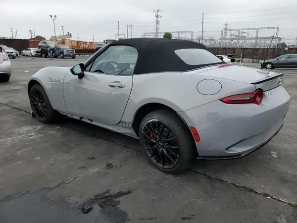 JM1NDAC77R0607521 2024 MAZDA MX-5 - Image 2