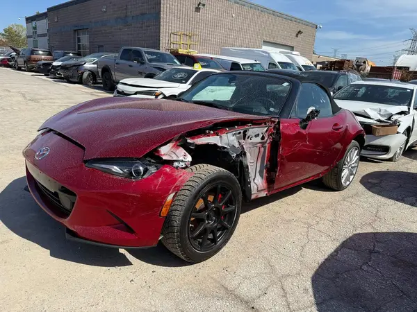 JM1NDAC79R0607083 2024 MAZDA MX-5 - Image 2