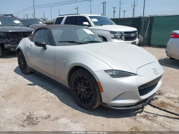 JM1NDAC7XJ0203486 2018 MAZDA MX-5 - Image 1