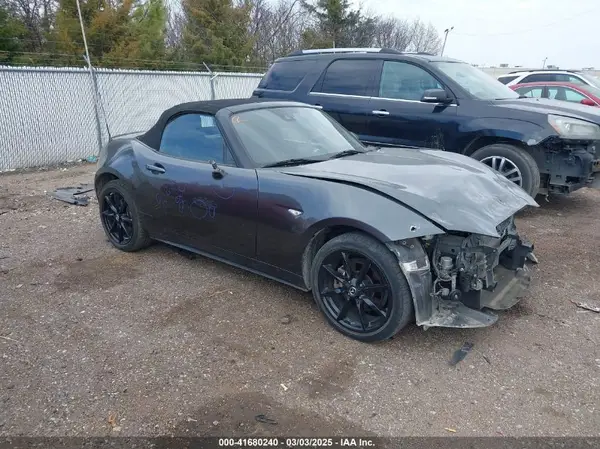 JM1NDAC7XL0414013 2020 MAZDA MX-5 - Image 1