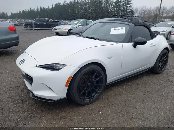 JM1NDAC7XM0460684 2021 MAZDA MX-5 - Image 2