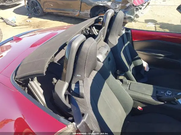 JM1NDAC7XS0659313 2025 MAZDA MX-5 - Image 8