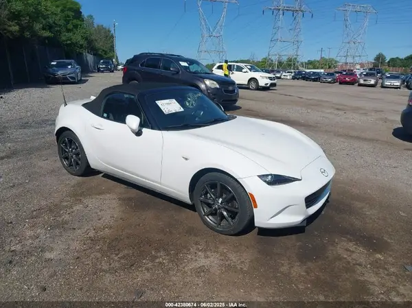 JM1NDAD70G0116588 2016 MAZDA MX-5 - Image 1