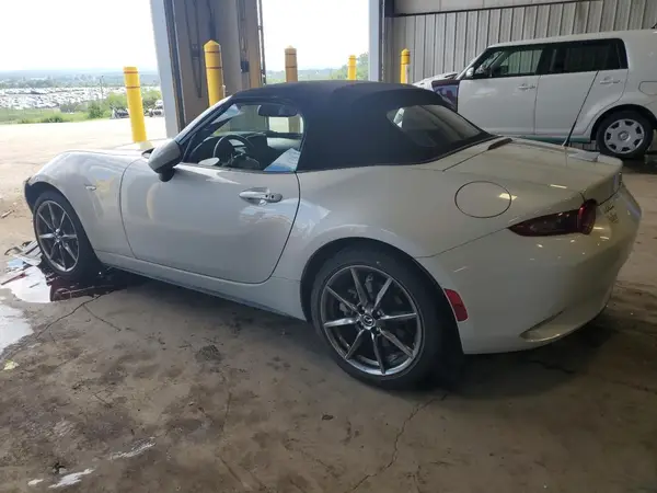 JM1NDAD70G0118843 2016 MAZDA MX-5 - Image 2