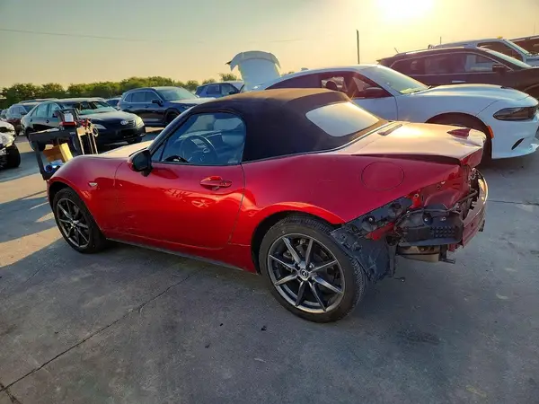 JM1NDAD70H0124594 2017 MAZDA MX-5 - Image 2