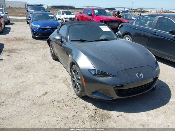 JM1NDAD70L0414326 2020 MAZDA MX-5 - Image 1