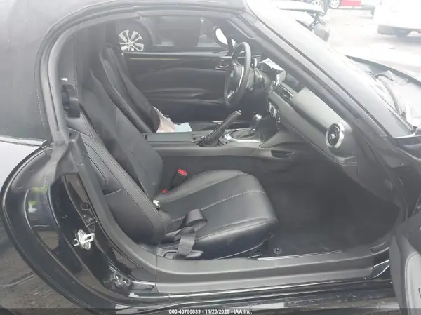 JM1NDAD70N0506975 2022 MAZDA MX-5 - Image 8