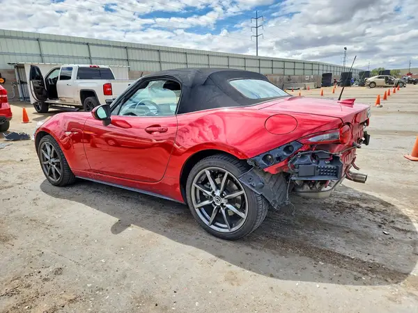 JM1NDAD71G0109973 2016 MAZDA MX-5 - Image 2
