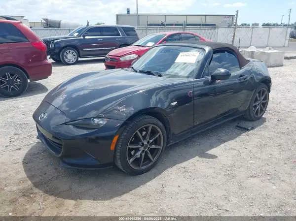 JM1NDAD71J0202757 2018 MAZDA MX-5 - Image 2