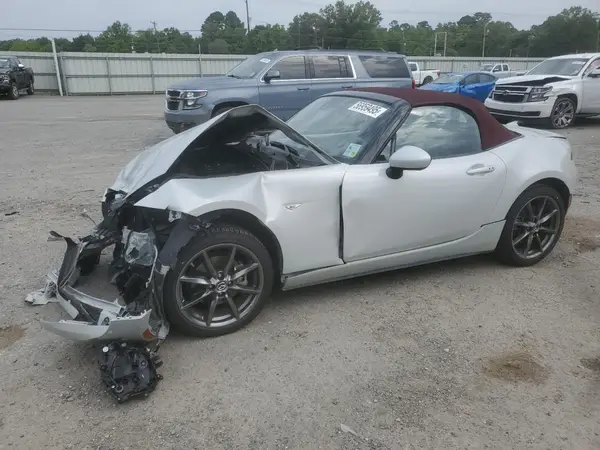 JM1NDAD71J0203469 2018 MAZDA MX-5 - Image 1