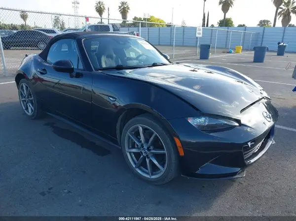 JM1NDAD71P0553841 2023 MAZDA MX-5 - Image 1
