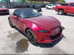 JM1NDAD71R0608856 2024 MAZDA MX-5