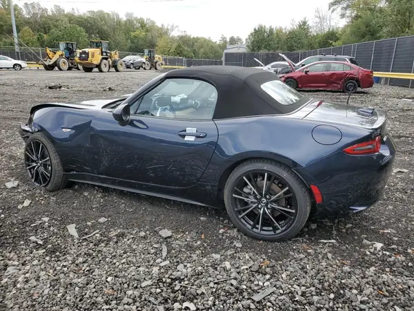 JM1NDAD71S0657674 2025 MAZDA MX-5 - Image 2