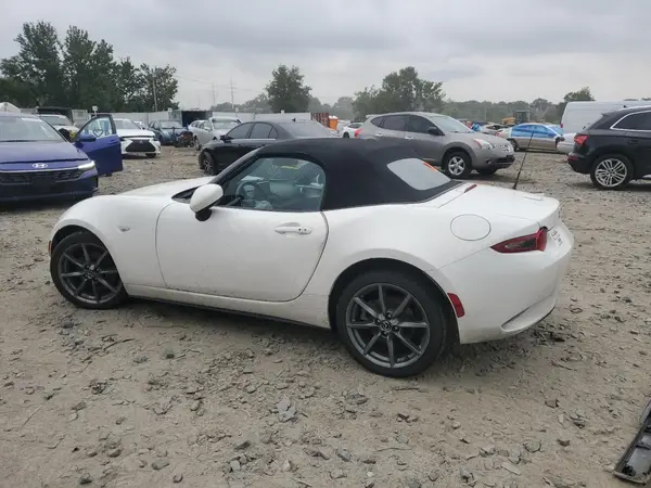 JM1NDAD72G0108878 2016 MAZDA MX-5 - Image 2