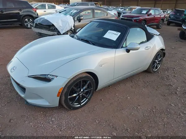 JM1NDAD72G0110310 2016 MAZDA MX-5 - Image 2