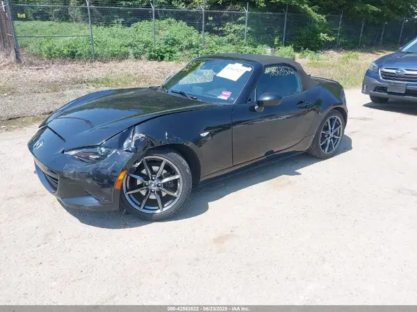 JM1NDAD72G0110520 2016 MAZDA MX-5 - Image 2