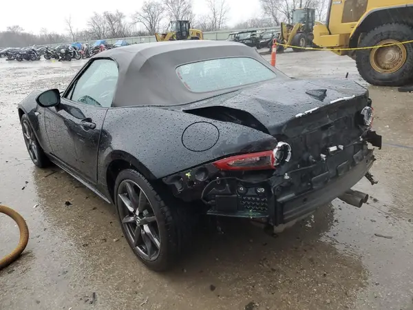 JM1NDAD72L0410651 2020 MAZDA MX-5 - Image 2