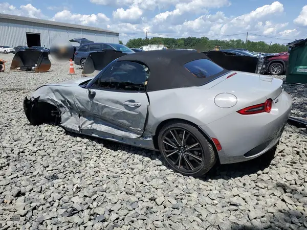 JM1NDAD72R0607439 2024 MAZDA MX-5 - Image 2