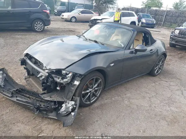 JM1NDAD73G0110767 2016 MAZDA MX-5 - Image 2