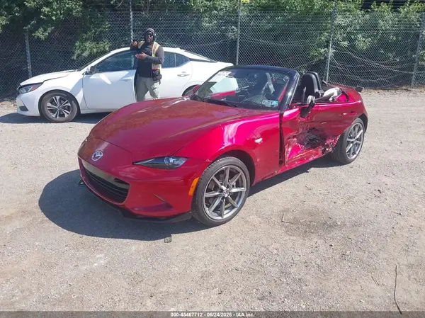 JM1NDAD73P0560824 2023 MAZDA MX-5 - Image 2