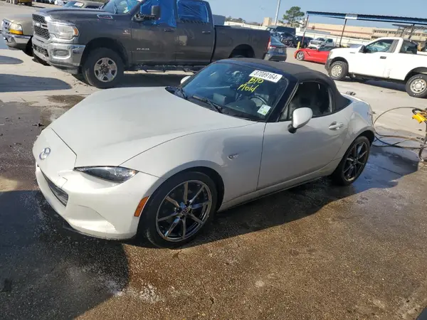 JM1NDAD74G0111412 2016 MAZDA MX-5 - Image 1