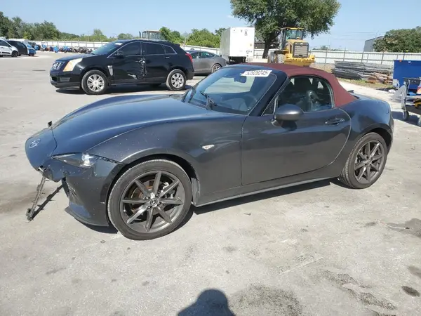 JM1NDAD74J0202011 2018 MAZDA MX-5 - Image 1
