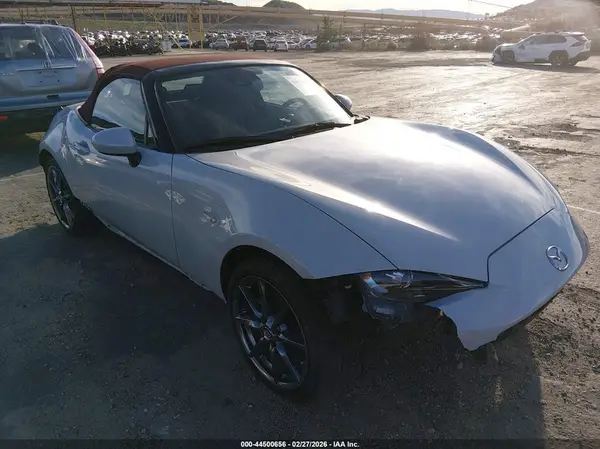 JM1NDAD74J0203501 2018 MAZDA MX-5 - Image 1