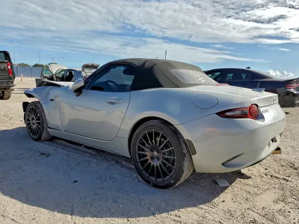 JM1NDAD74K0303969 2019 MAZDA MX-5 - Image 2